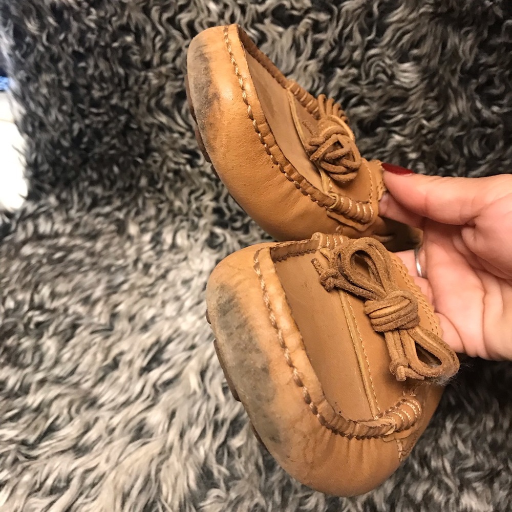 Ugg moccasin shoes Chestnut color - Picture 2 of 7